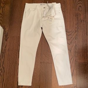 Brand new, tags on never worn size 10 jeans